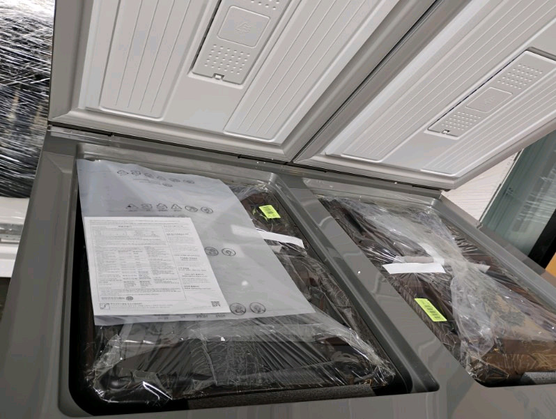 삼성 뚜껑형 김치냉장고 미사용품 이미지