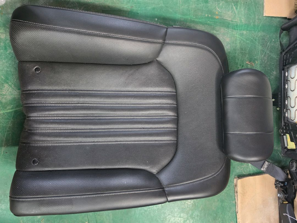 제네시스 EQ900 5인승 리어 열선 통풍 시트 이미지