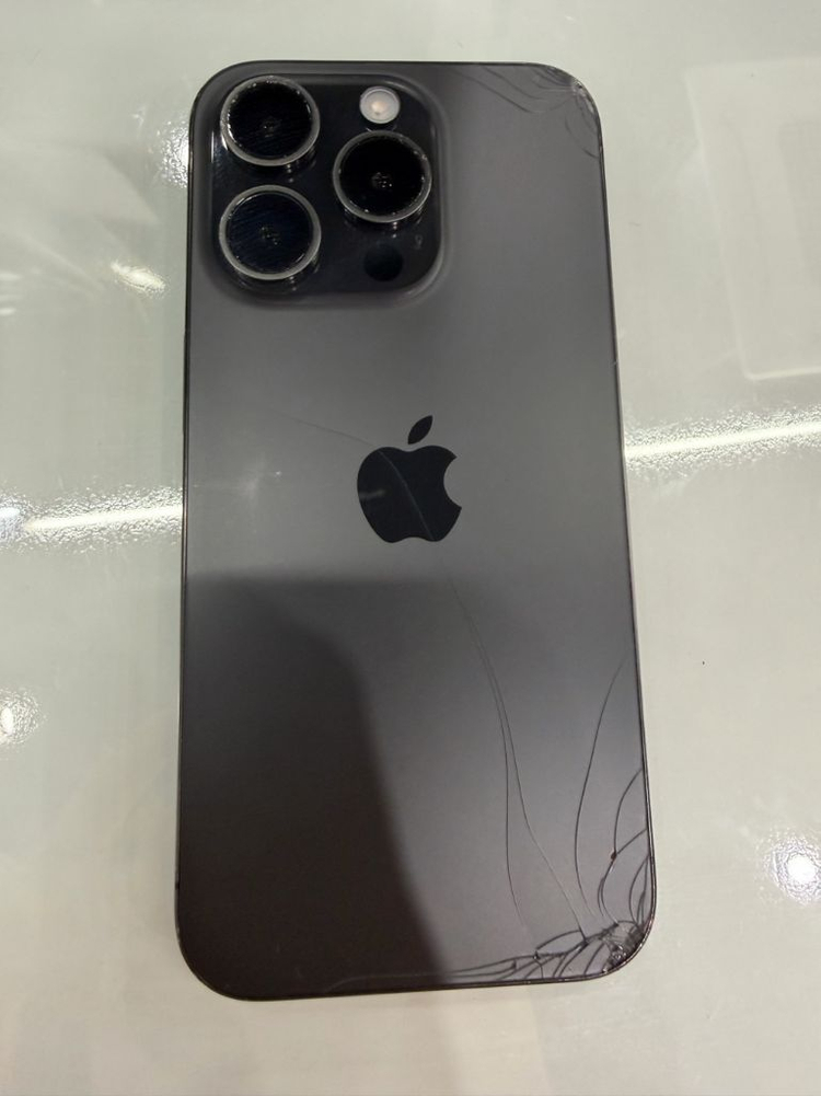 아이폰 15프로 128기가 블랙 팝니다. 이미지