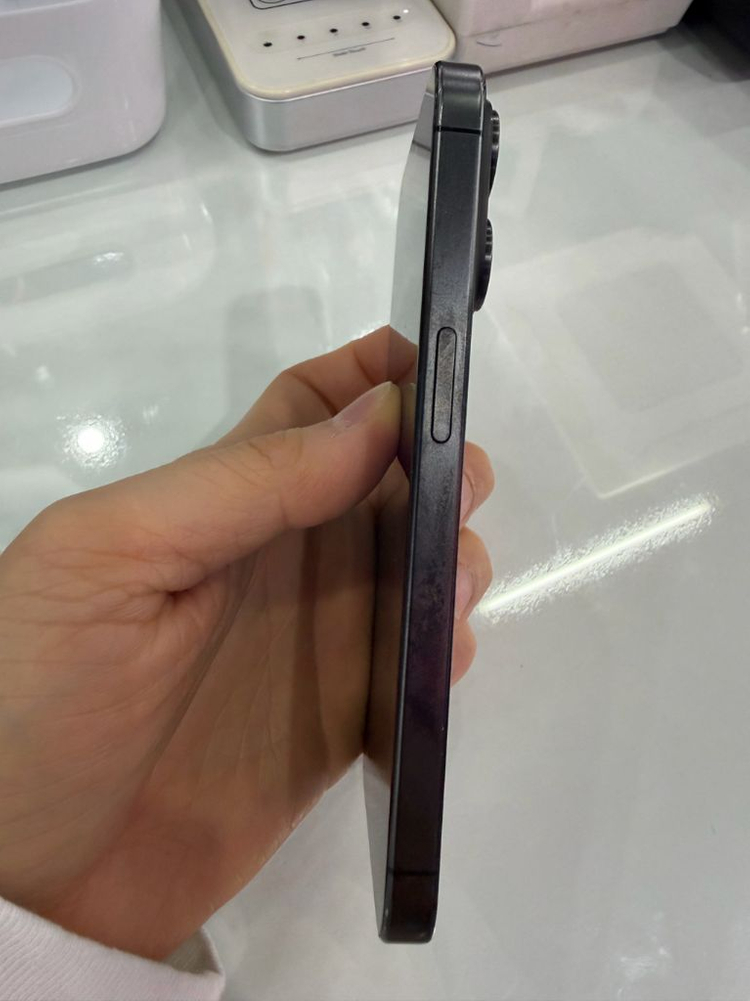 아이폰 15프로 128기가 블랙 팝니다. 이미지