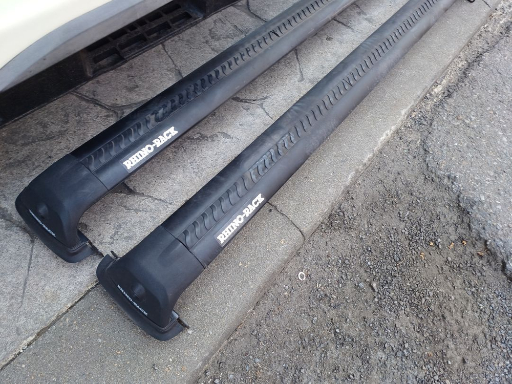 라이노랙 익스플로러 5.5세대 레일형 가로바 이미지