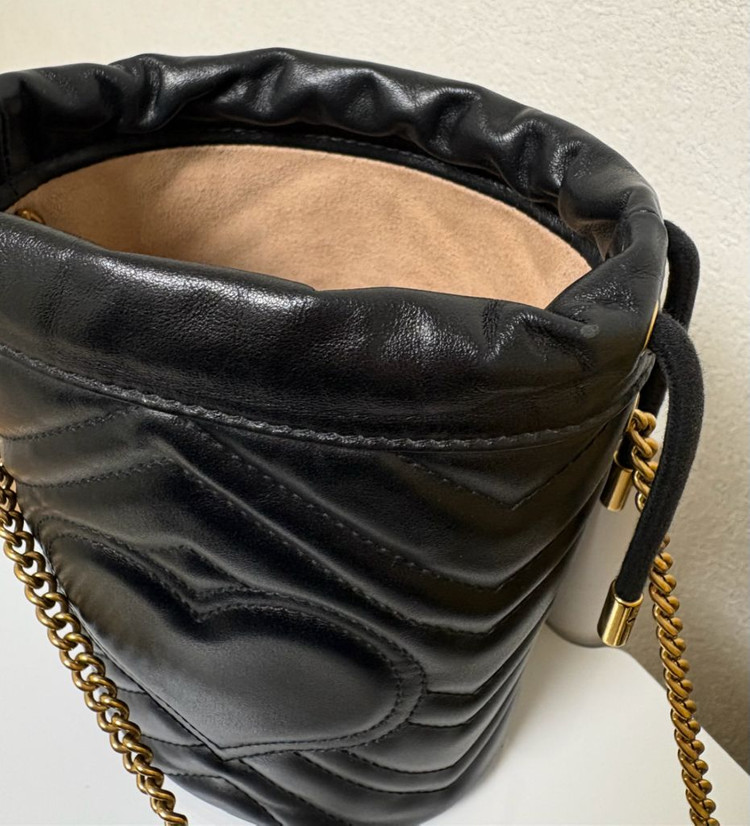 구찌 마몬트 미니백 버킷백 블랙 정품 이미지