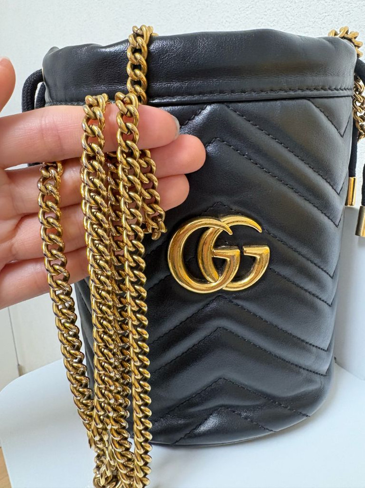 구찌 마몬트 미니백 버킷백 블랙 정품 이미지