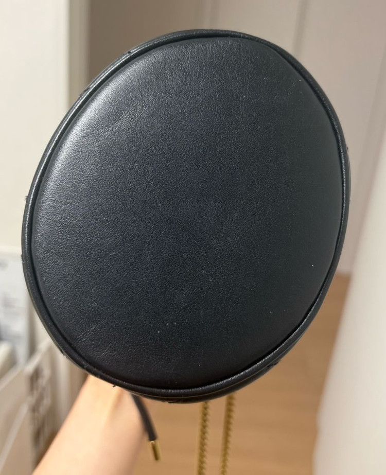 구찌 마몬트 미니백 버킷백 블랙 정품 이미지