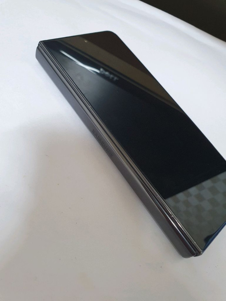 갤럭시폴드4 잔상없어요 256기가 블랙 이미지