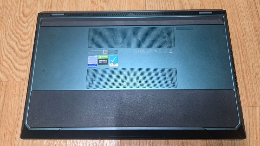 Asus i9 9세대 젠북 프로 듀얼 4k 게이밍 노트북 (하자 있음) 이미지