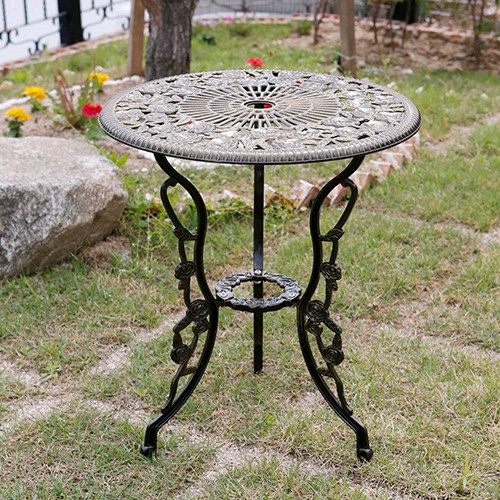 원형 앤틱 알루미늄 테이블 야외용 탁자 이미지