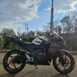 혼다CBR125/16년식/1만키로/135만원 이미지