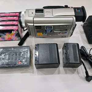 소니 6mm 비디오카메라 DCR-TRV10 이미지
