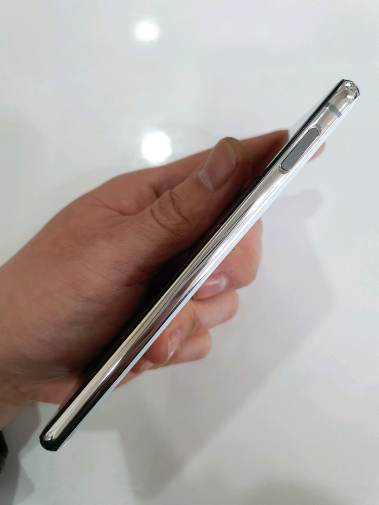 갤럭시S10e 128G 무잔상 액정무기스 상태굿 중고폰 이미지