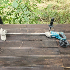 마끼다 UT2204 믹서드릴 이미지