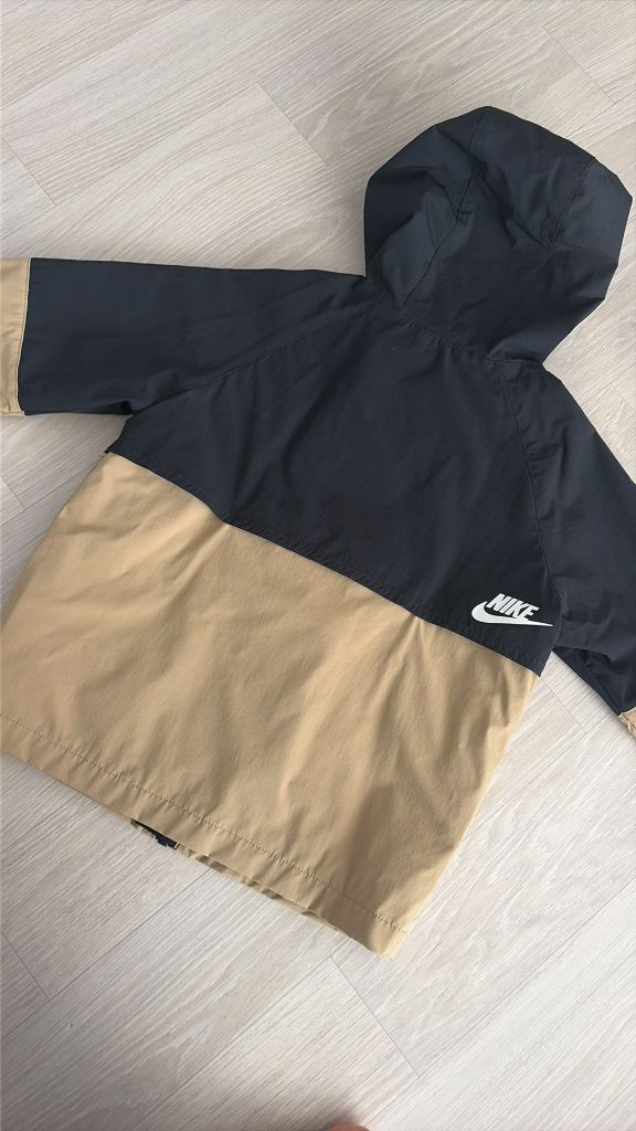 나이키 키즈바람막이 2회착용 4T 이미지