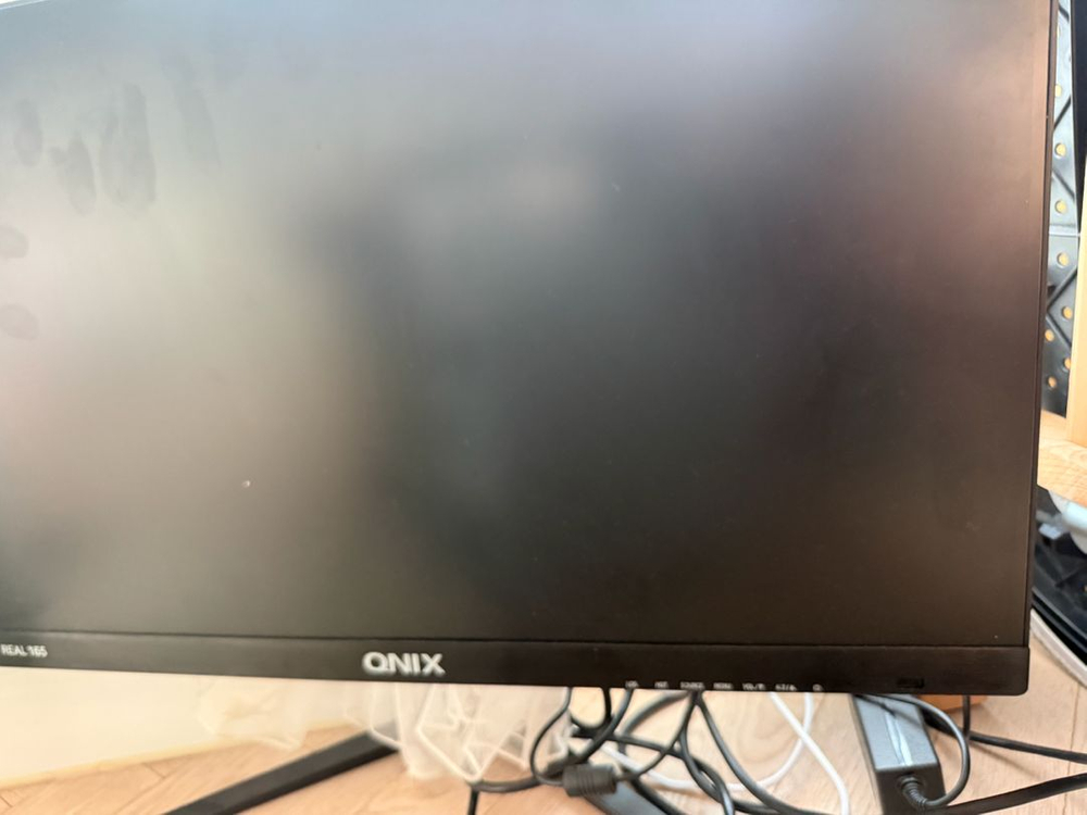 게이밍 PC 반본체 이미지