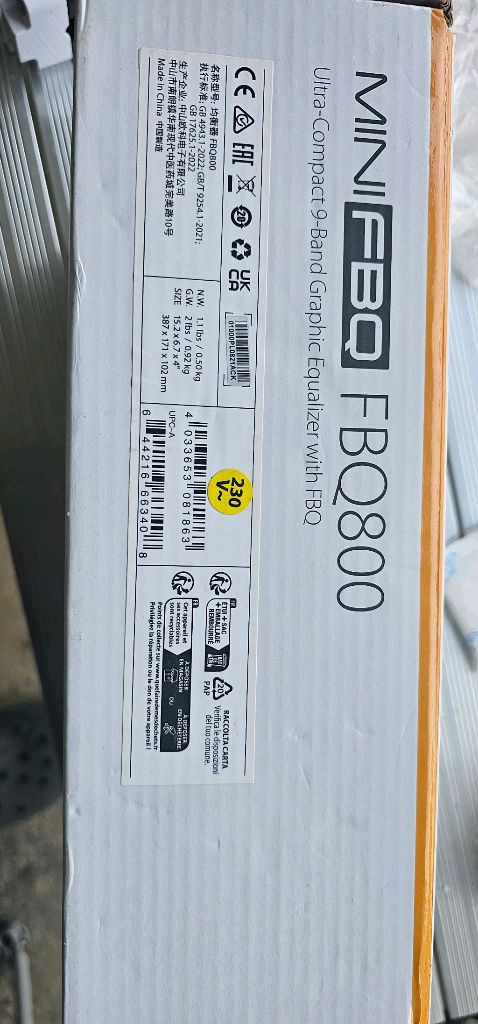 베링거9밴드 그래픽 이퀄라이저 이미지