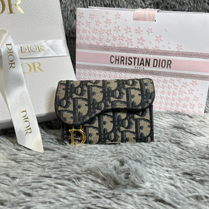 디올 오블리크 새들 플랩 카드지갑 이미지