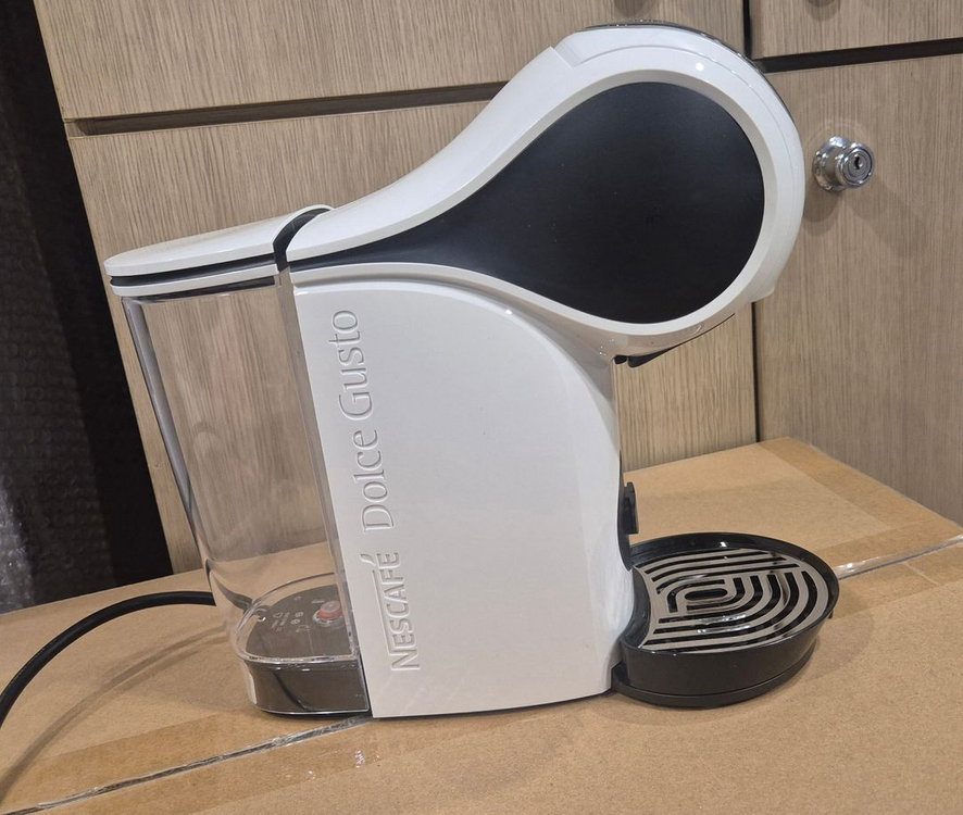 네스카페 돌체구스토 캡슐 커피머신 지니오 S 터치 택포 이미지