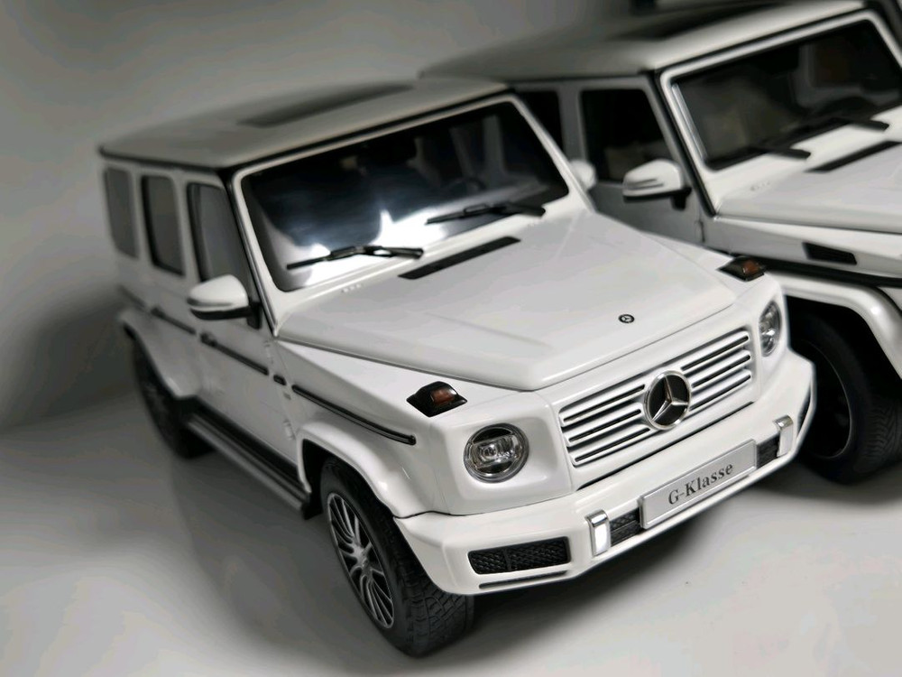 다이캐스트 1:18 모형 이미지