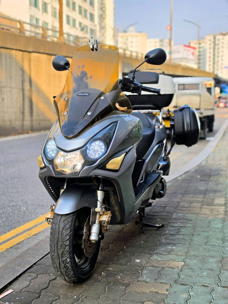 q3 대림 2016년식 250cc 스마트키모델 오토바이 판매합니다 이미지