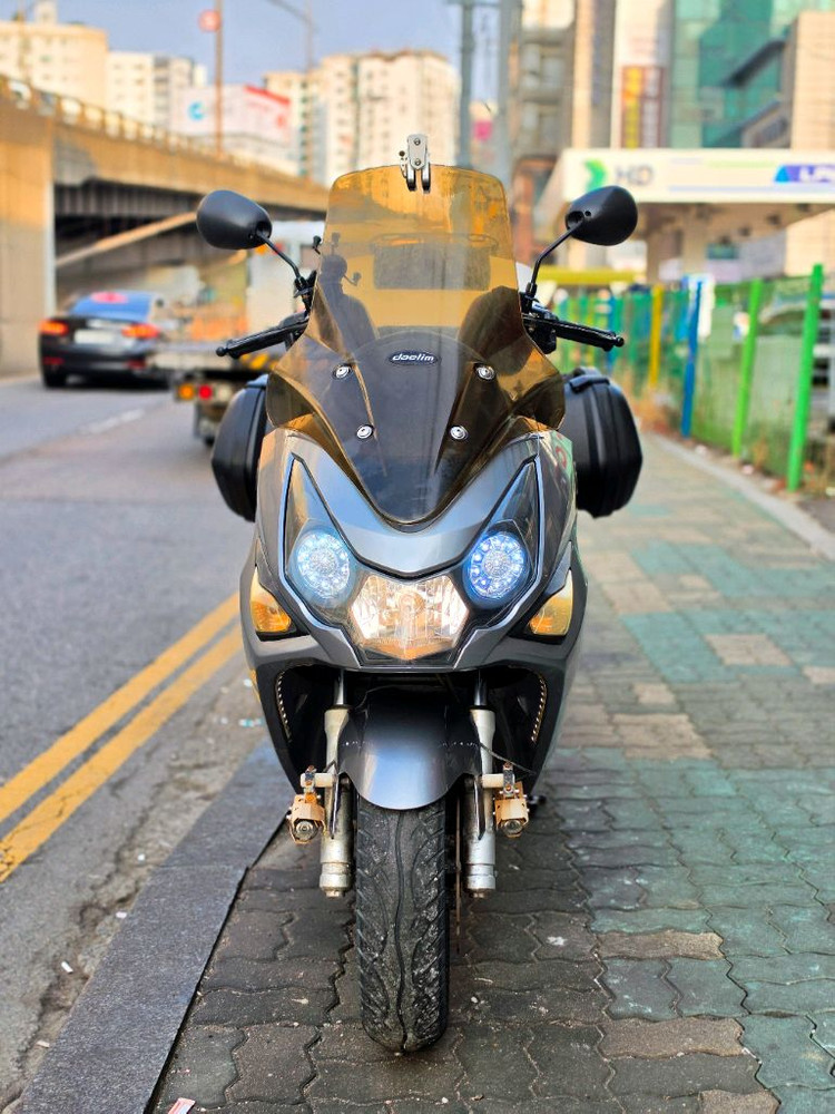 q3 대림 2016년식 250cc 스마트키모델 오토바이 판매합니다 이미지