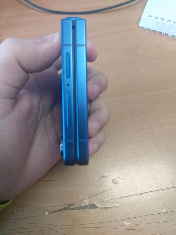 갤럭시 z플립7 256 이미지