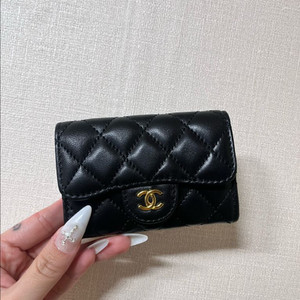 샤넬 퀄팅 카드지갑 블랙 금장 이미지