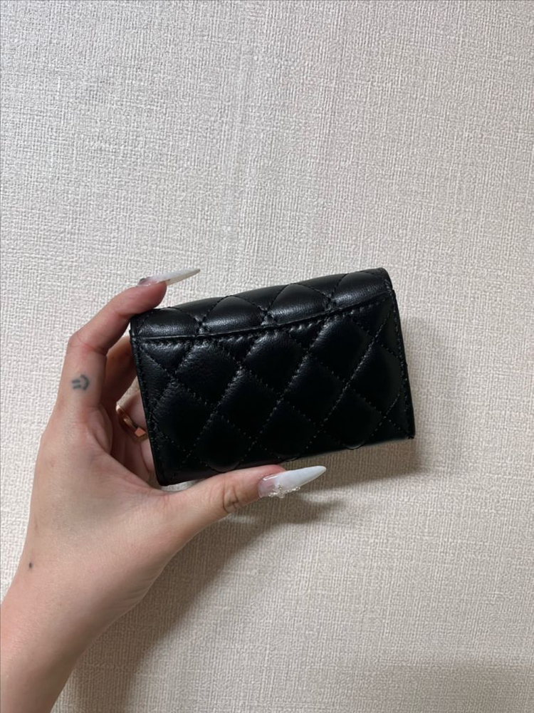 샤넬 퀄팅 카드지갑 블랙 금장 이미지