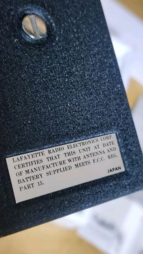 레트로 무전기 1대 (Lafayette 사의 HA-62A 무전기) 이미지