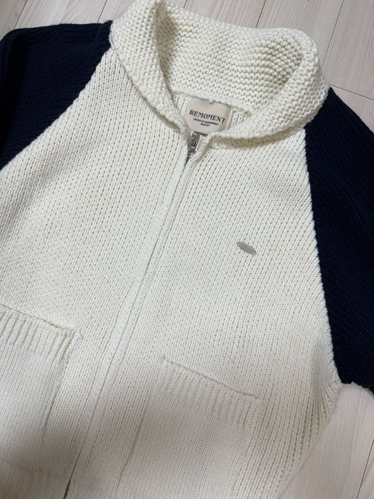 오디너리먼트 바시티 니트집업 이미지