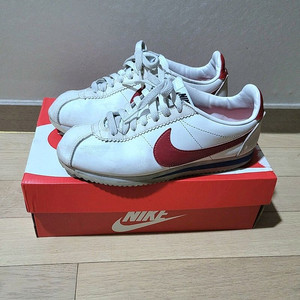 남여공용 나이키 코르테즈 가죽운동화 235 흰빨파 이미지