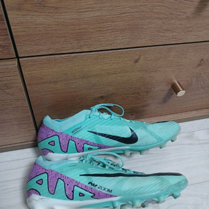 나이키줌슈퍼플라이머큐리얼축구화(275)팝니다 이미지