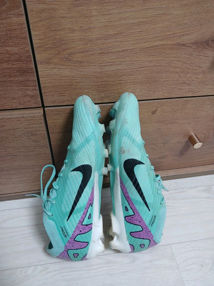 나이키줌슈퍼플라이머큐리얼축구화(275)팝니다 이미지