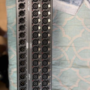 베링거 S32 스테이지 박스 이미지