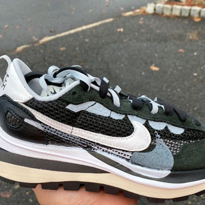 나이키 사카이 베이퍼와플 이미지