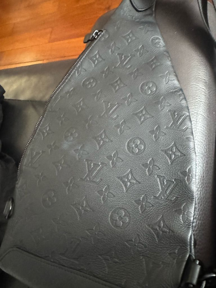 루이비통 듀오슬링백 이미지