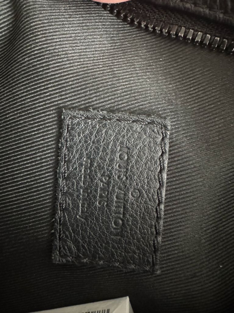 루이비통 듀오슬링백 이미지