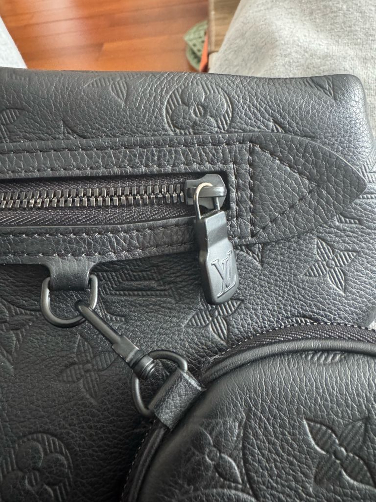 루이비통 듀오슬링백 이미지