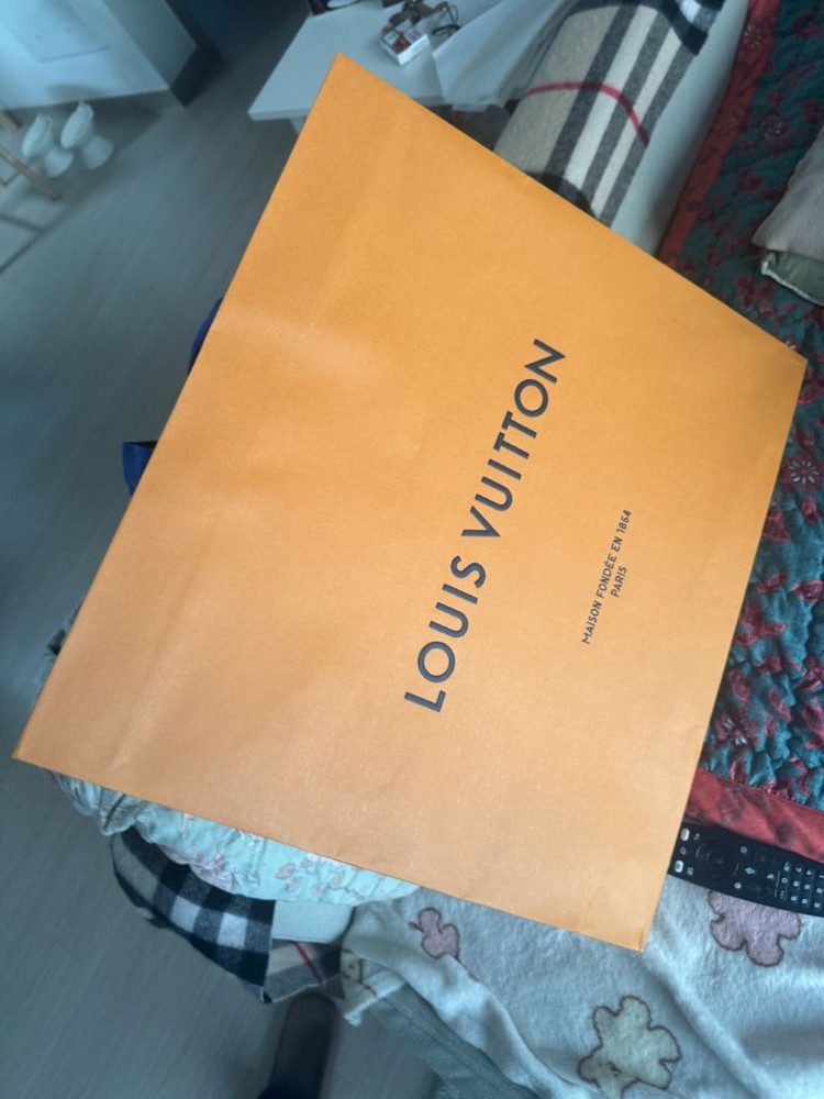 루이비통 듀오슬링백 이미지