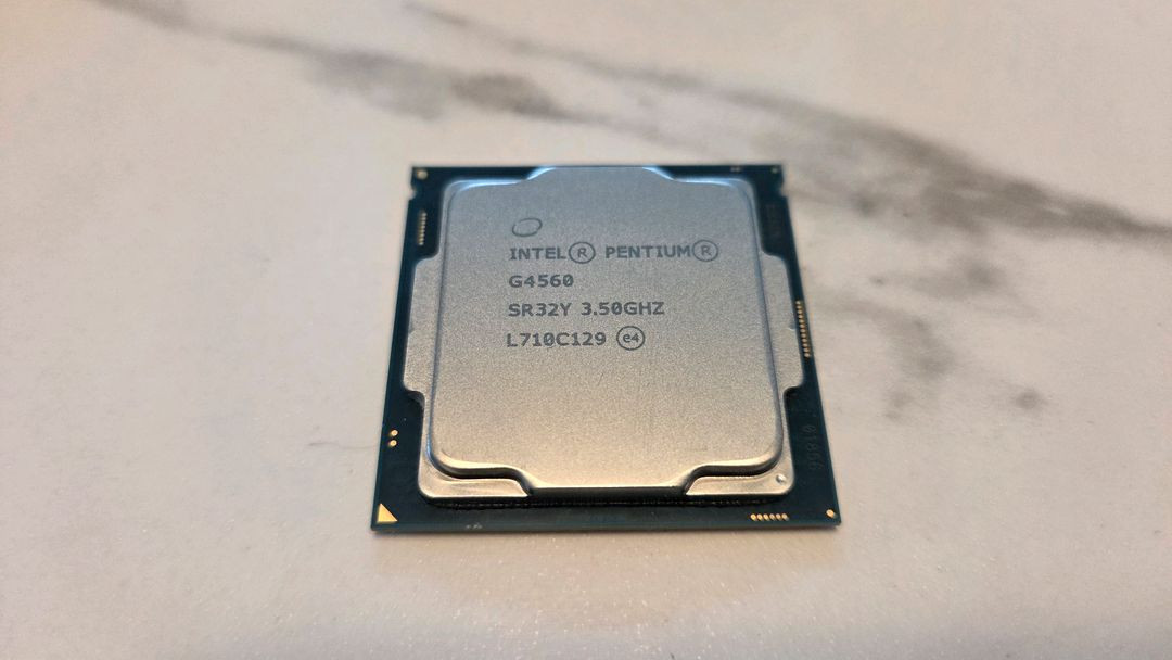 인텔 펜티엄 G4560, G4600 (수량 각 2개) 이미지