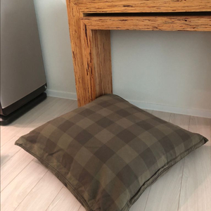 체크무늬 사각 쿠션 55cm 이미지