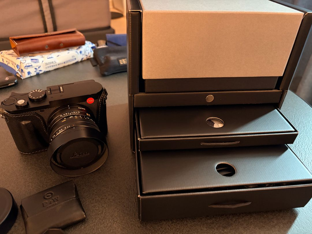 라이카 Q3 판매합니다. 이미지