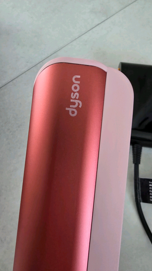 다이슨 에어스트레이트 스트레이트너 블러디 핑크 이미지