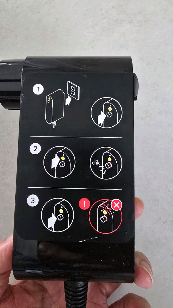 다이슨 에어스트레이트 스트레이트너 블러디 핑크 이미지