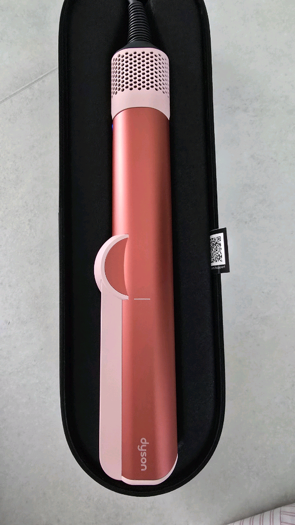 다이슨 에어스트레이트 스트레이트너 블러디 핑크 이미지