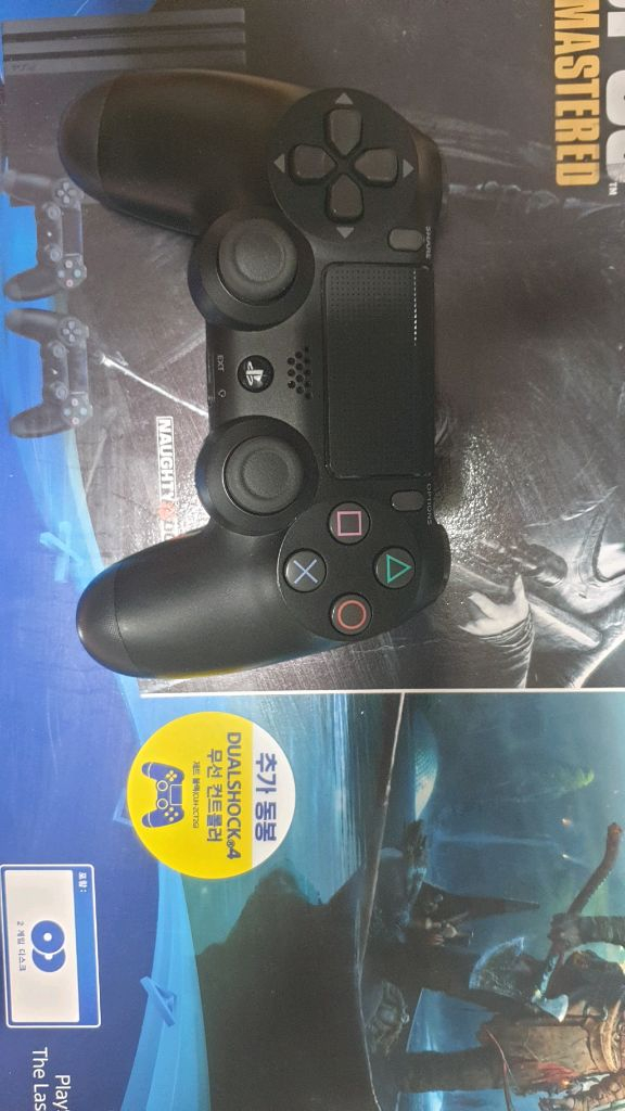 ps4 듀얼쇼크4 신형 신품 미사용품 이미지