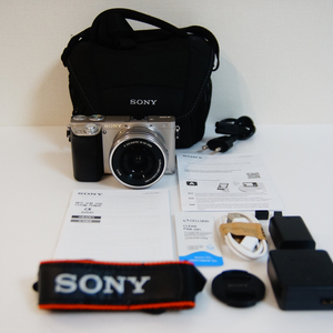 [소니] A6000 실버 미러리스 카메라 팝니다.(6,317컷) 이미지