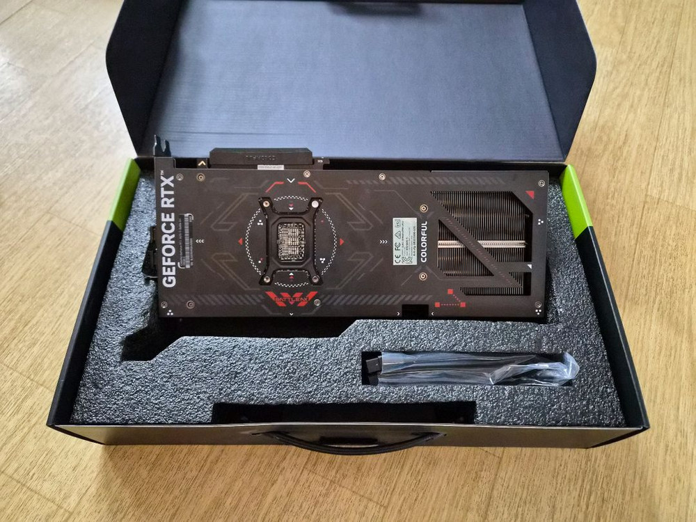 COLORFUL 지포스 RTX 5070 Ti 토마호크 EX D7 16GB 피씨디렉트 이미지