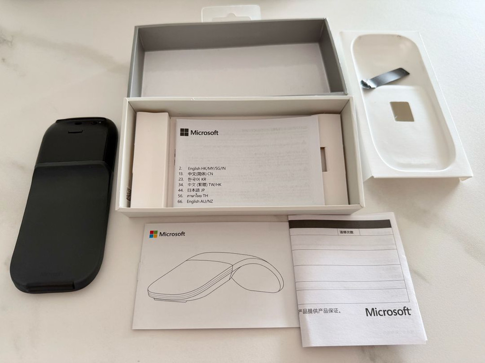 고장난 마이크로소프트 아크 마우스. 블루투스. 무선마우스 이미지