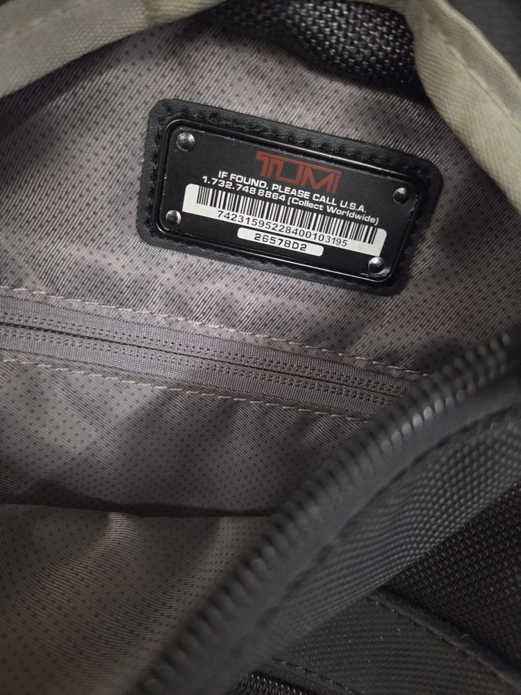 투미 알파 브리프팩 백팩 이미지