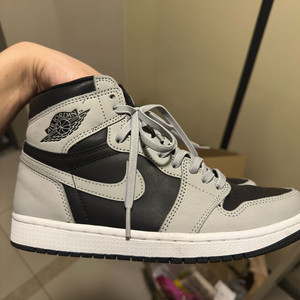 조던 1 레트로 하이 OG 쉐도우 2.0 250사이즈 판매합니다 이미지