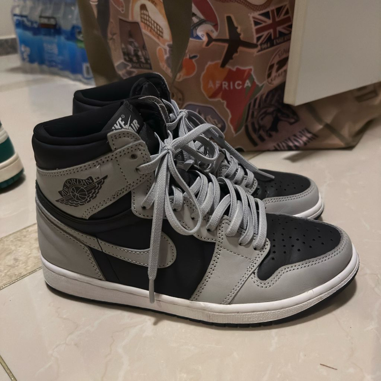 조던 1 레트로 하이 OG 쉐도우 2.0 250사이즈 판매합니다 이미지